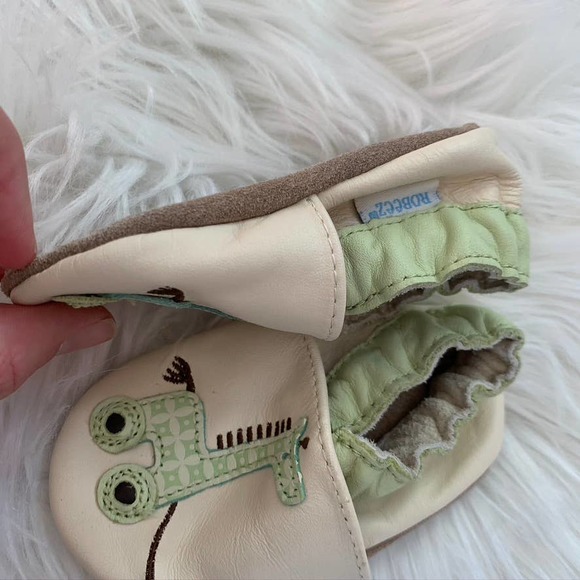 Baby Robeez Shoes 0-6 Months Giraffe Green Beige - Picture 7 of 8